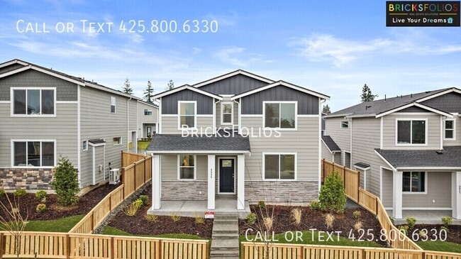 property at 5035 86th Ave NE