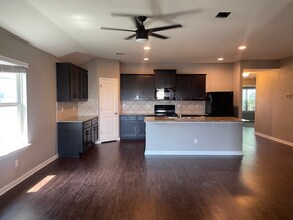 2501 McCrae in New Braunfels, TX - Building Photo - Building Photo