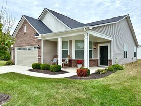 4879 Larkspur Dr, Unit 19-1400 in Plainfield, IN - Building Photo