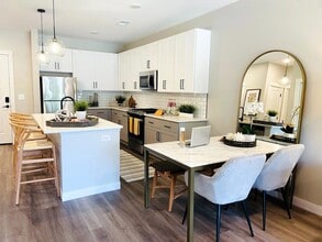 The Yards at Malvern in Malvern, PA - Foto de edificio - Building Photo