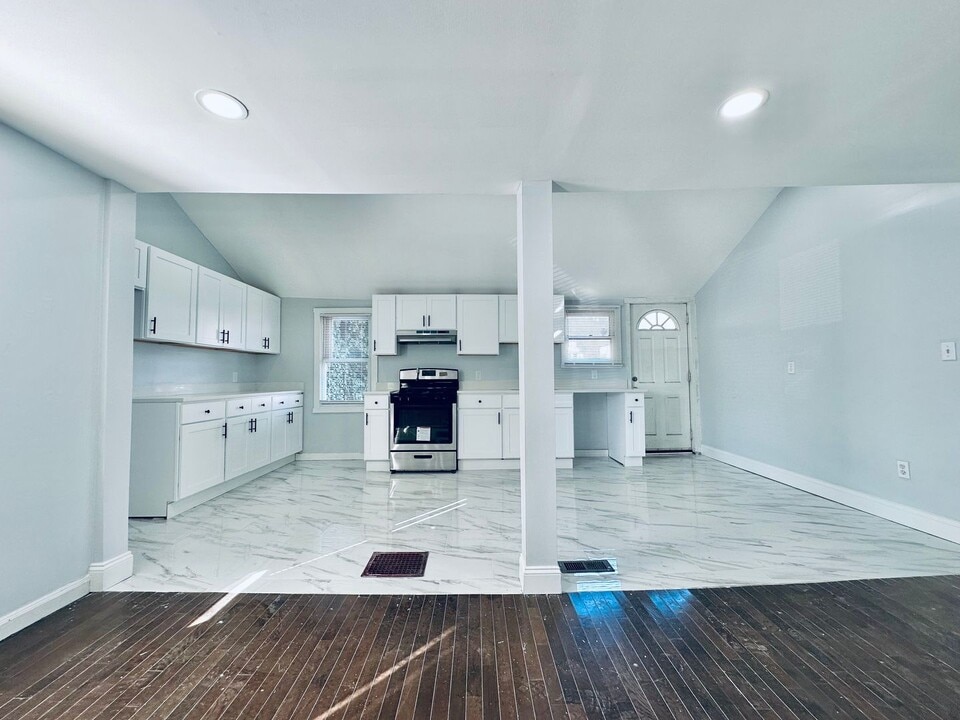 10 Kensington St in New Haven, CT - Building Photo