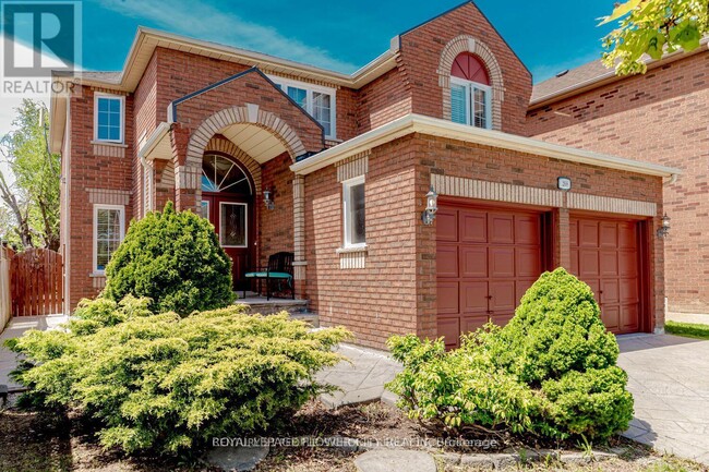 268 Cresthaven Rd in Brampton, ON - Building Photo - Building Photo