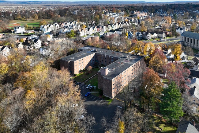 Concord Hills Apartments in Hartford, CT - Building Photo - Building Photo