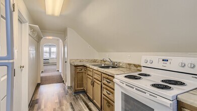 512 Porter St-Unit -2 in Lemont, IL - Building Photo - Building Photo