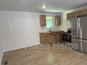 610 Demoss St in Gallatin, TN - Building Photo - Building Photo