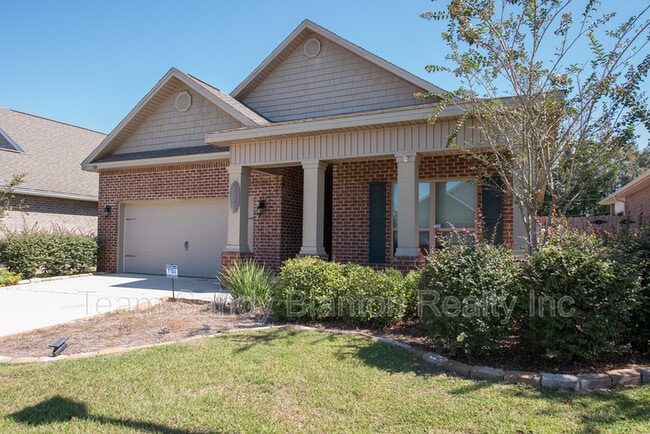 7584 Burnside Lp in Bellview, FL - Building Photo - Building Photo
