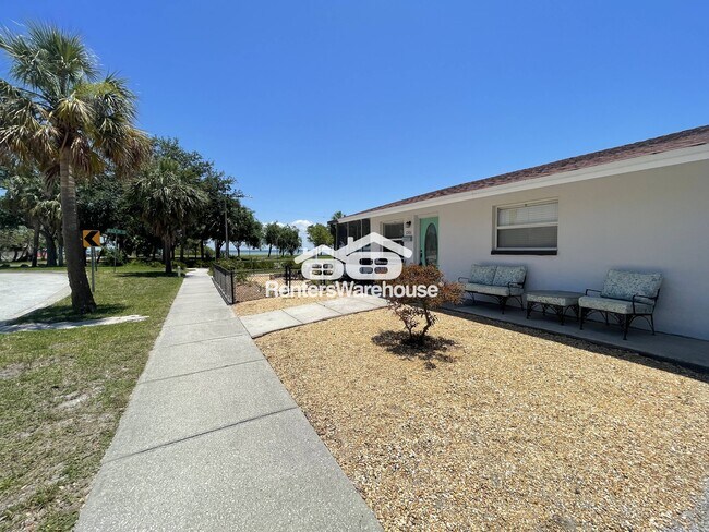 1505 Beach Dr SE in St. Petersburg, FL - Building Photo - Building Photo