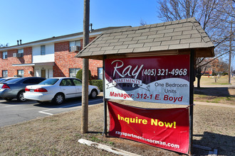 Ray Apartments in Norman, OK - Building Photo - Building Photo