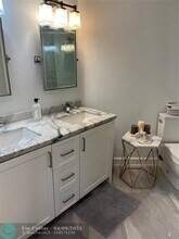 18260 N Bay Rd in Sunny Isles Beach, FL - Building Photo - Building Photo