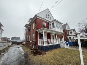 17-19-19 Roosevelt St in Hartford, CT - Building Photo - Building Photo