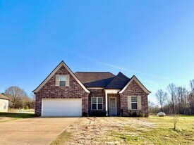 95 Crimsonwood Dr in Byhalia, MS - Building Photo