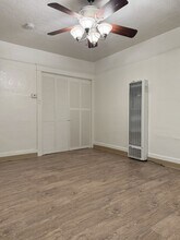 860-862 W 22nd St in Merced, CA - Building Photo - Building Photo