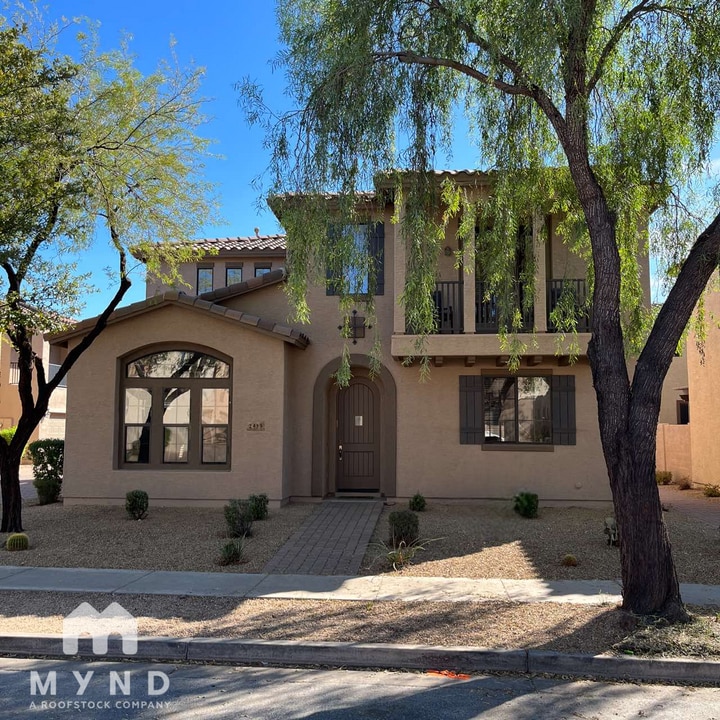 2419 W Dusty Wren Dr in Phoenix, AZ - Building Photo