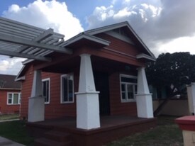 6138 Malabar St in Huntington Park, CA - Building Photo