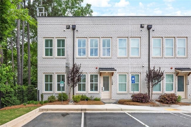 9040 Main St