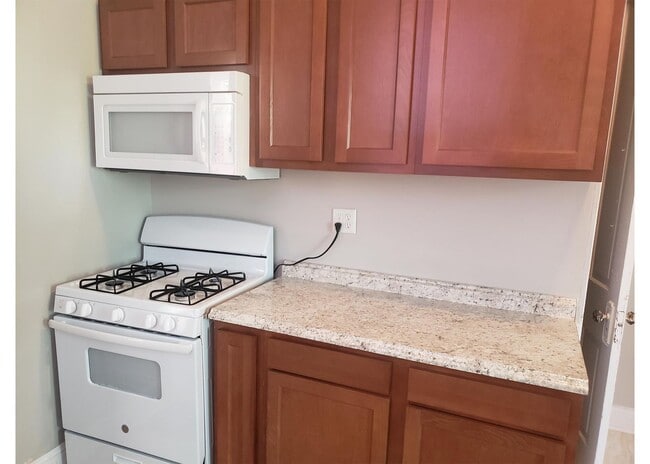 3218 Bishop St in Cincinnati, OH - Building Photo - Building Photo