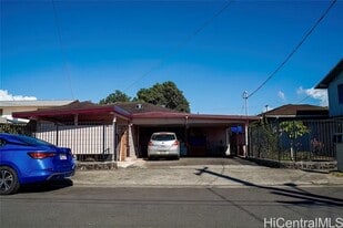 98-165-165 Pahemo St in Aiea, HI - Building Photo