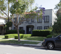 4437 University Ave in Riverside, CA - Foto de edificio - Building Photo