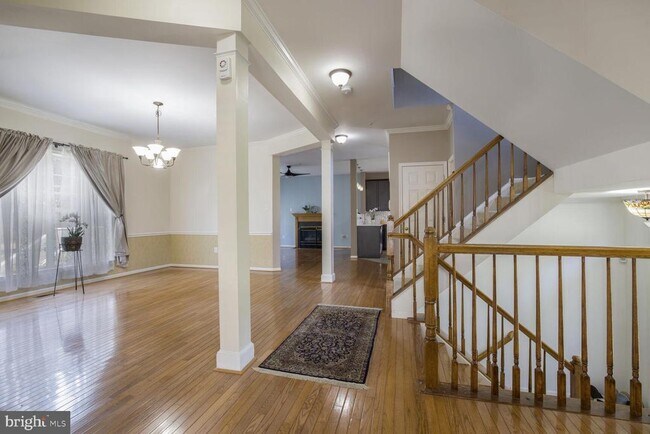 19205 Mateny Hill Rd in Germantown, MD - Building Photo - Building Photo