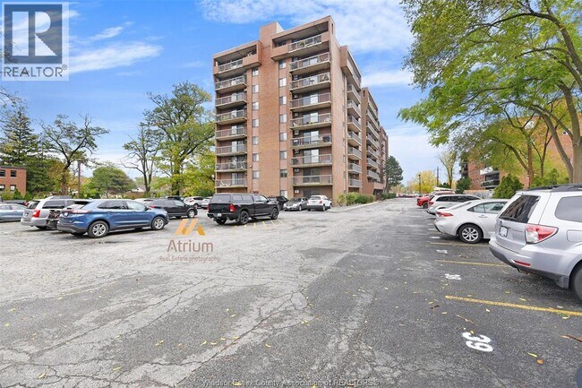property at 3936 Wyandotte St E