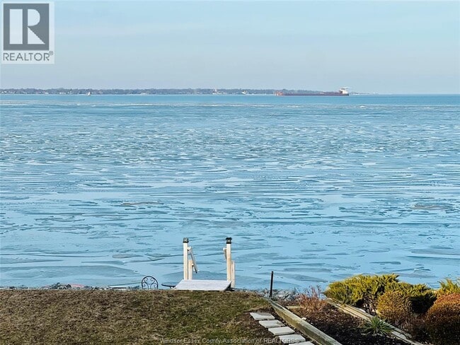 property at 11360 Riverside Dr E