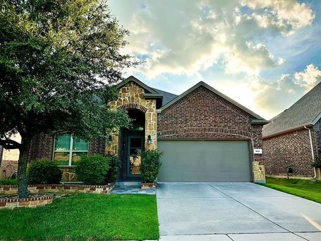 812 Callcott St in McKinney, TX - Foto de edificio - Building Photo