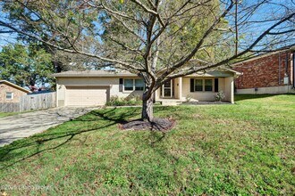 7405 Ridan Way in Louisville, KY - Building Photo - Building Photo