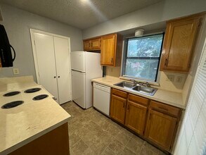 2115 N Elm St in Denton, TX - Building Photo - Building Photo