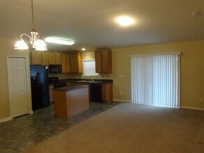 6421 Pinewood Hills Dr in Jacksonville, FL - Building Photo - Building Photo