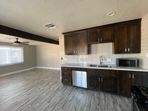 301 W Highland Ave in Phoenix, AZ - Building Photo - Building Photo