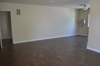 6645 Farmdale Ave in North Hollywood, CA - Building Photo - Building Photo