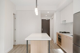 730-502 2 Ave SW in Calgary, AB - Building Photo - Building Photo