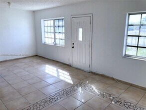 4351 SW 24th St in West Park, FL - Building Photo - Building Photo