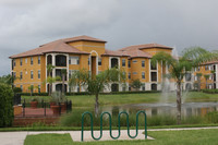 Serenata in Sarasota, FL - Foto de edificio - Building Photo