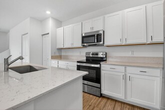 4645 Meyerson Pl in Greenacres, FL - Foto de edificio - Building Photo