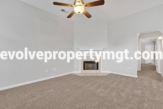 6875 Manslick Rd in Cordova, TN - Building Photo - Building Photo