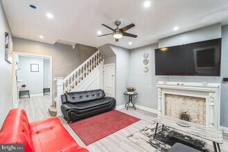 1238 S 46th St in Philadelphia, PA - Building Photo - Building Photo