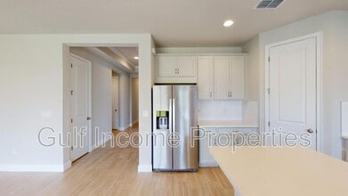 8713 Sundance Lp in Sarasota, FL - Building Photo - Building Photo