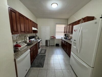 24 Euston St in Brookline, MA - Building Photo - Building Photo