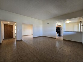 2300 Calle Brocha in Santa Fe, NM - Building Photo
