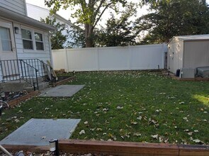 107 Fairview Ave in Oceanside, NY - Building Photo - Building Photo