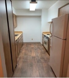 Brookside South Apartments in Grinnell, IA - Foto de edificio - Building Photo