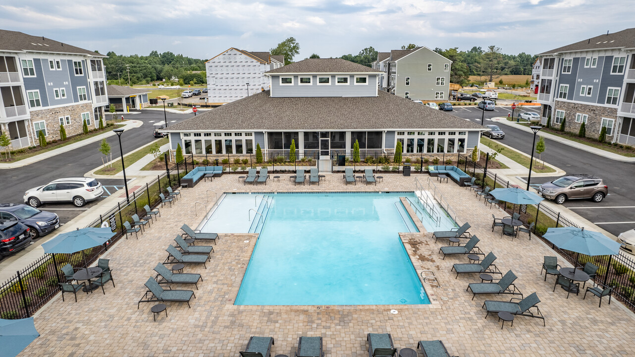 The Apartments at Kelton Station in Williamsburg, VA - Building Photo