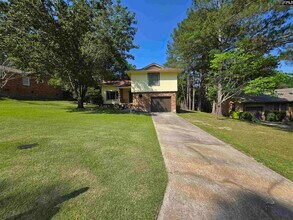 116 Folkstone Rd in Columbia, SC - Building Photo - Building Photo