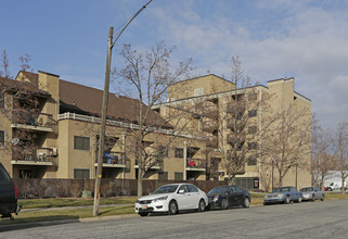 Three Link Tower in Ogden, UT - Building Photo - Building Photo