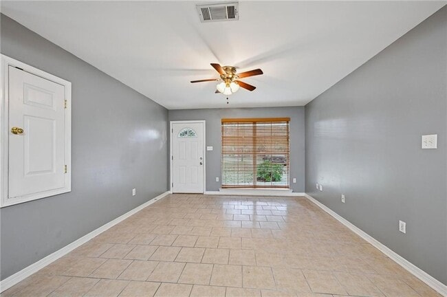 281 Olive Dr, Unit 27 in Slidell, LA - Building Photo - Building Photo