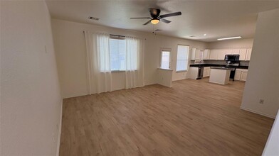 1513 Darjeeling Dr in Pflugerville, TX - Building Photo - Building Photo