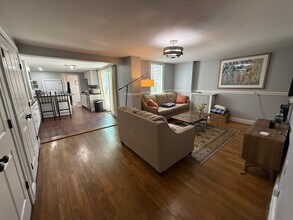 189 W Sixth Street Unit in Boston, MA - Building Photo - Building Photo