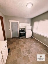 1069 Quarry Ave NW in Grand Rapids, MI - Building Photo - Building Photo