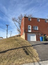 3052 Canbet Dr in Castle Shannon, PA - Building Photo - Building Photo